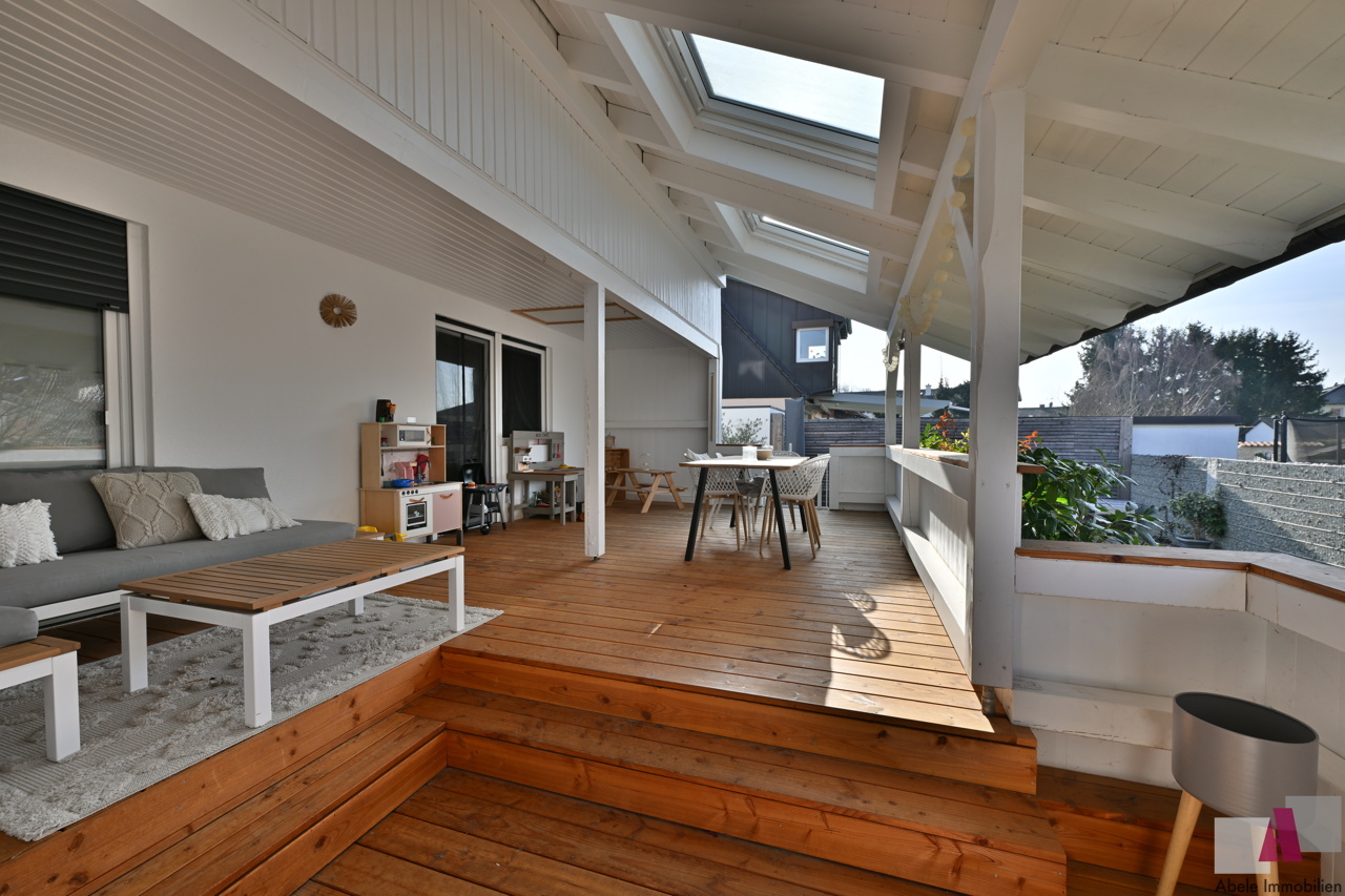 überdachte Terrasse