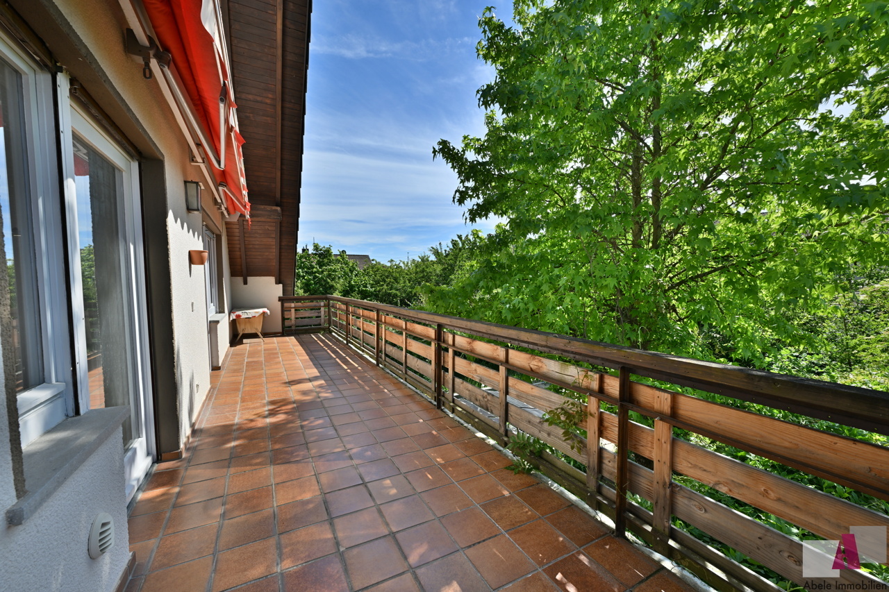 Balkon OG