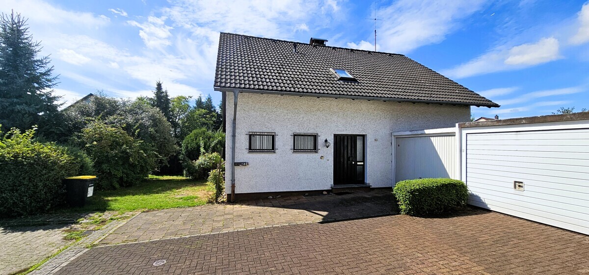 Straßenansicht