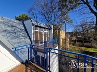 Blick auf den zweiten Balkon