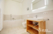 Badezimmer 1