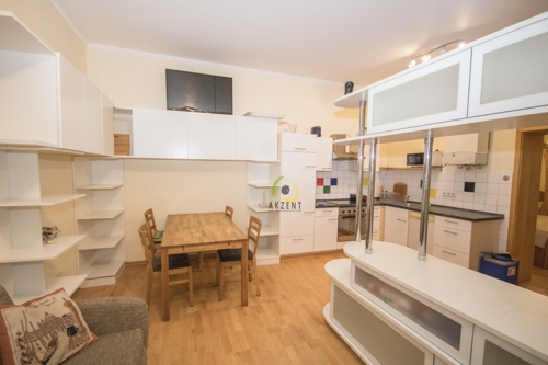 Wohnzimmer Bild 1