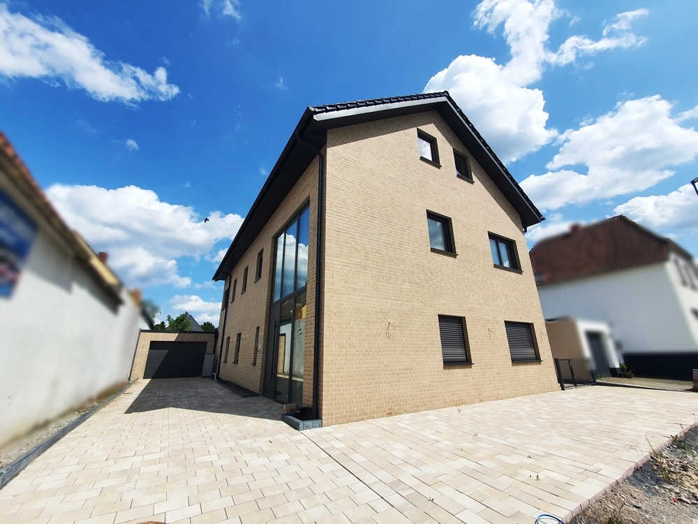 Architektur auf höchstem Niveau – Exklusives Zweifamilienhaus mit High-End-Ausstattung & stilvoller Ästhetik
