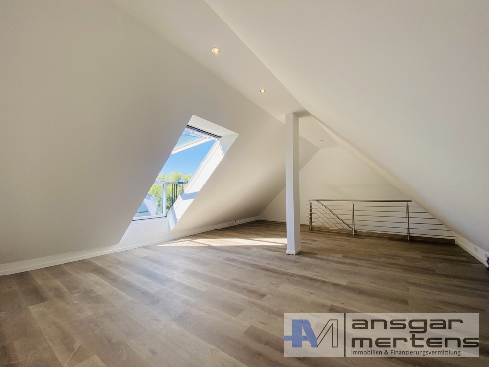 Dachstudio mit Dachbalkon