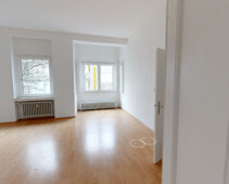 2023 Bonn Plittersdorf Wohn-Essbereich mit Erker