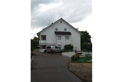 Wohnhaus mit Tiefgarage