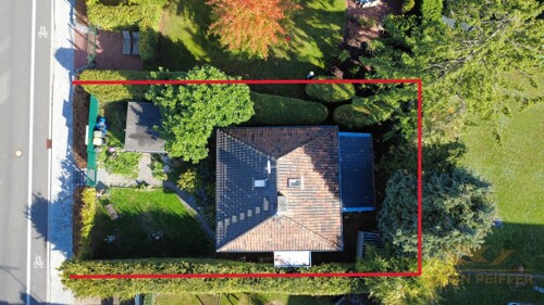 Luftbildaufnahme Grundstück mit Markierung