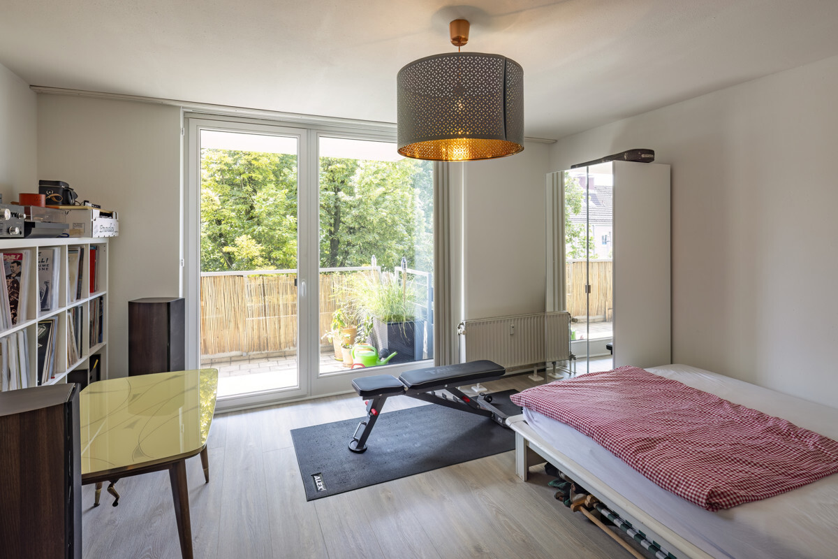 Schlafzimmer 1