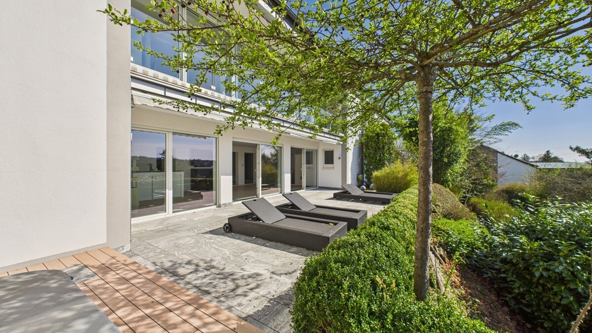 Rückansicht Gebäude