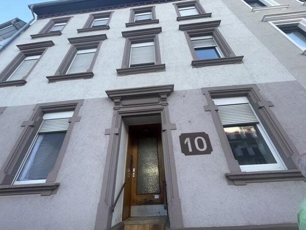 Wohnung im Hochpaterre