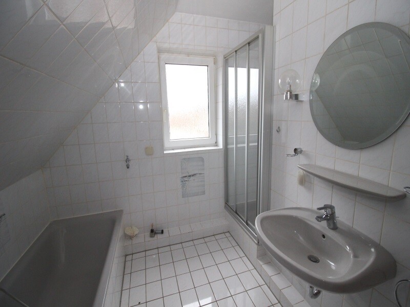 Schöne 3 Zimmerwohnung über zwei Ebenen - Photo 5