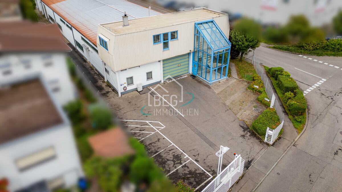 Gebäude 3 vorne seitlich