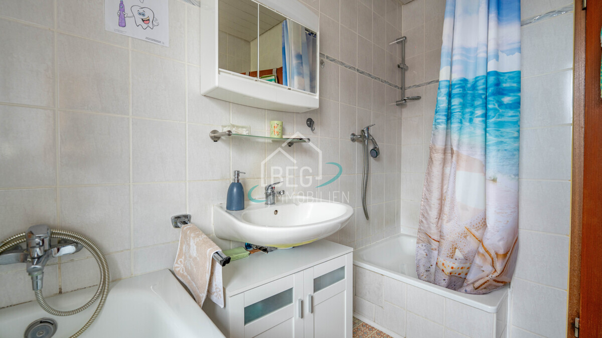 Bad Wohnung 8_3