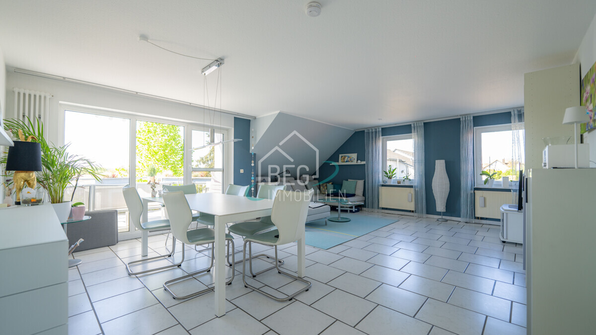 Wohnen / Essen Wohnung 3 DG