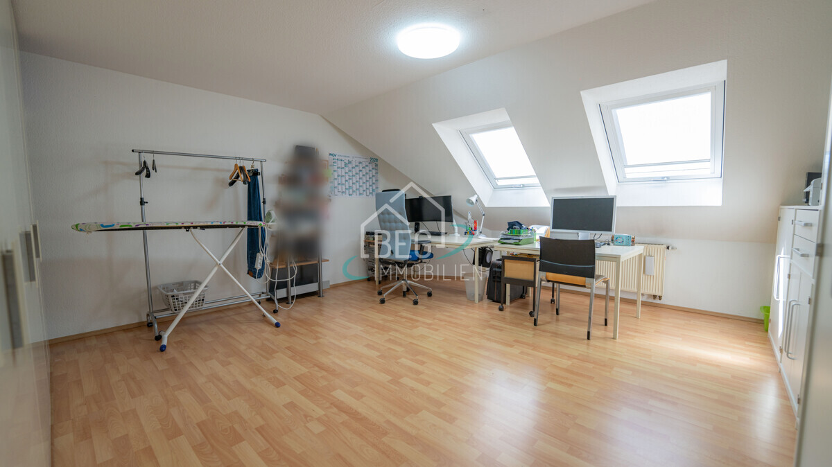 Kinder Wohnung 3 DG