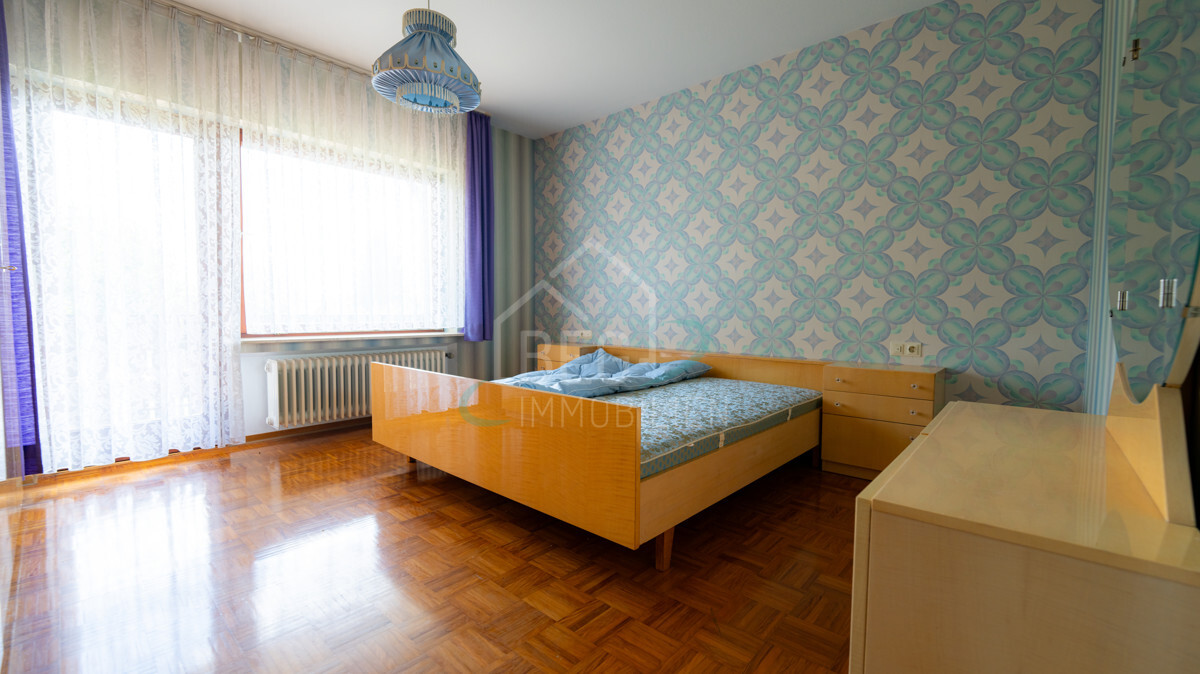EG Schlafzimmer