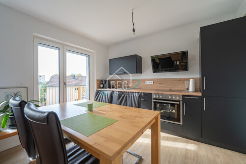 Küche und Esszimmer