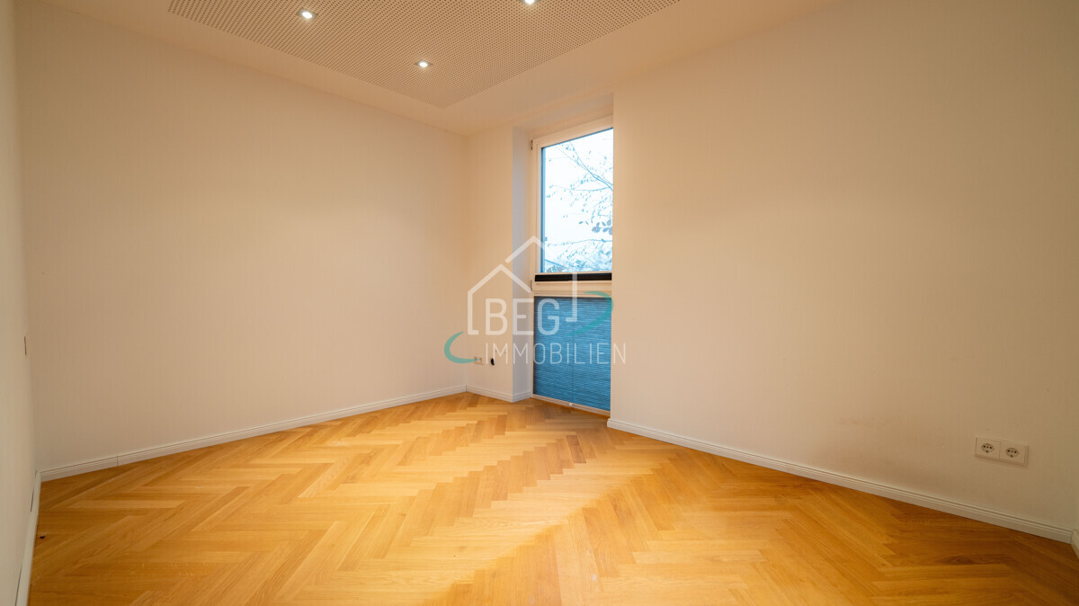 Schlafzimmer EG
