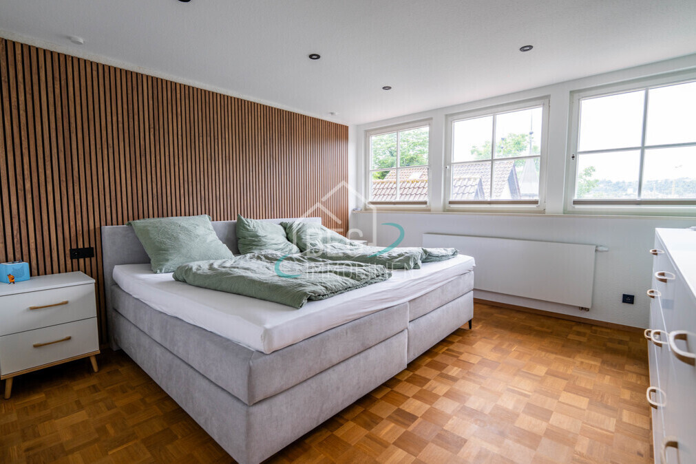 Schlafzimmer2. OG