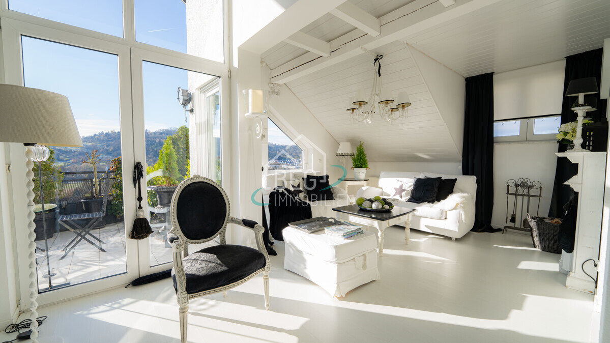 Wohnzimmer DG 