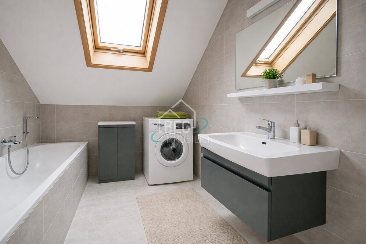 virtuell bearbeitetes Badezimmer