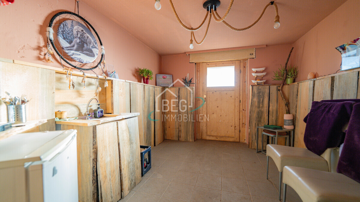 Raum mit Waschbecken