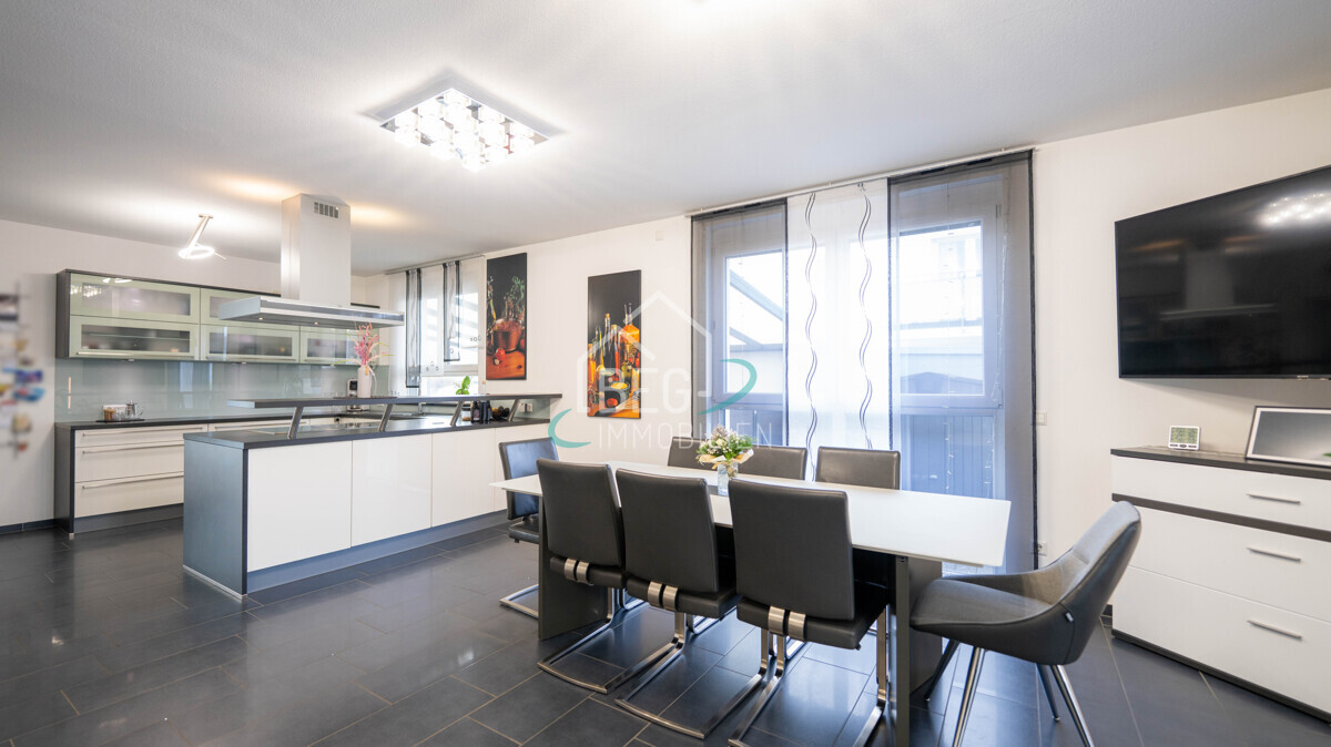 Essbereich mit Küche