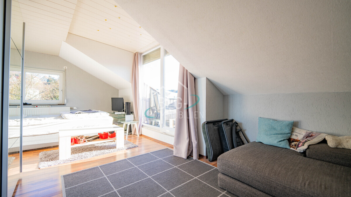 Schlafzimmer DG
