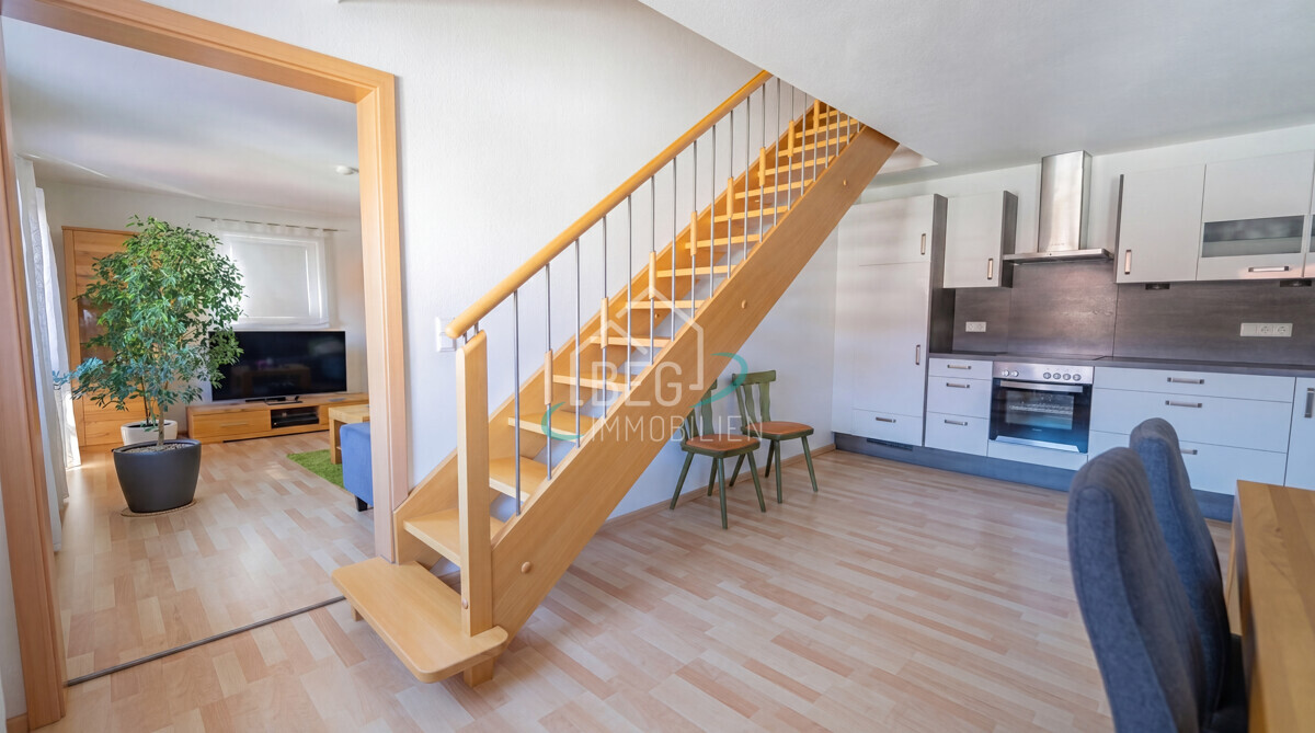 Treppe zu OG 2