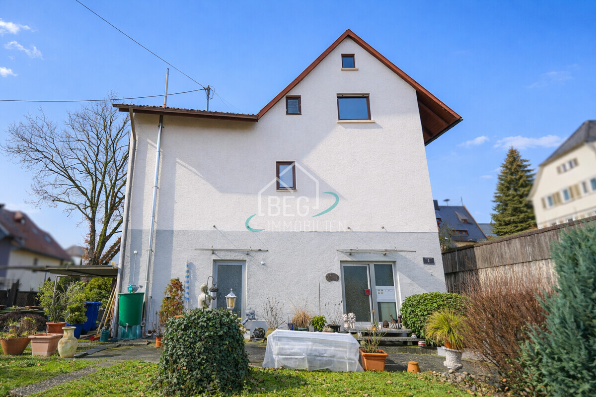 Aussenansicht mit Terrasse 