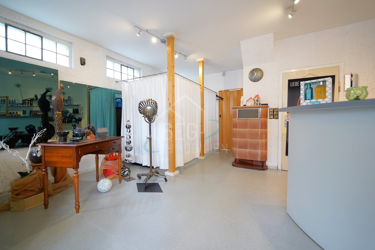 Salon EG