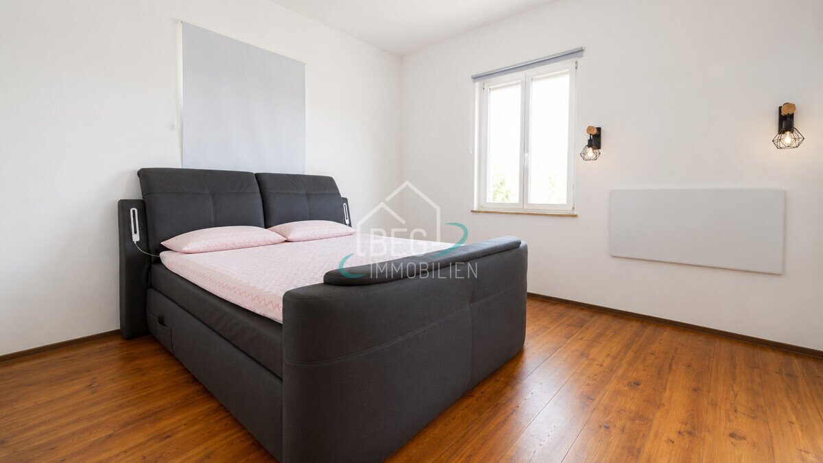 Schlafzimmer 2