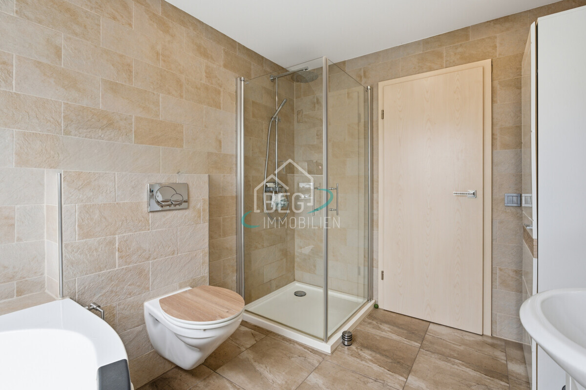 Badezimmer DG