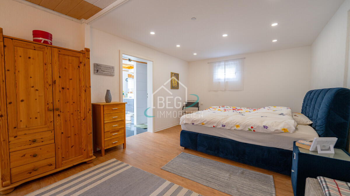 Schlafzimmer EG (Wohnung 1)