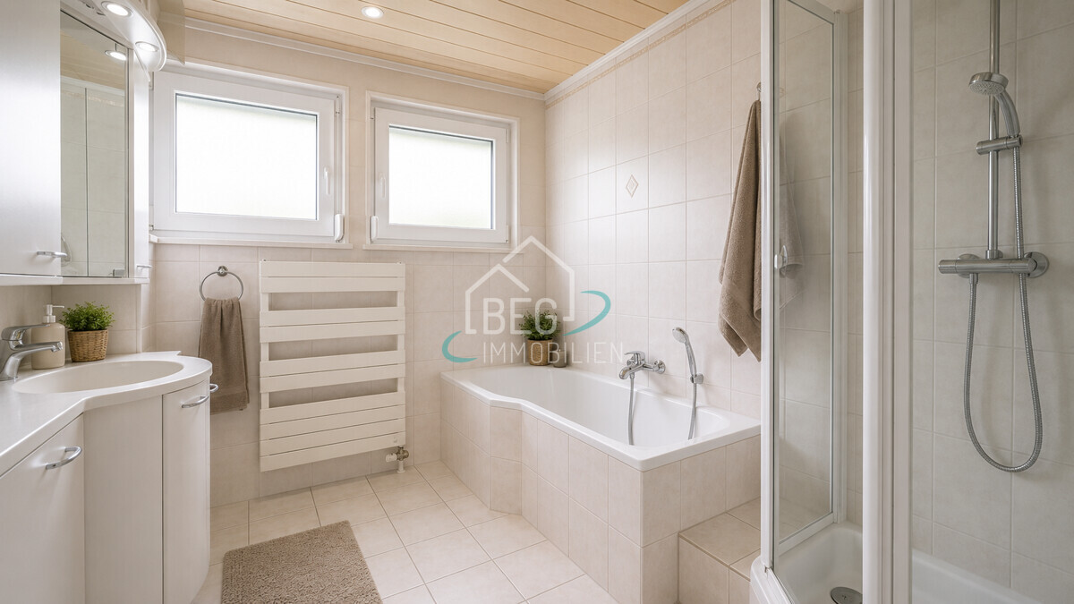 Badezimmer EG (Wohnung 2)