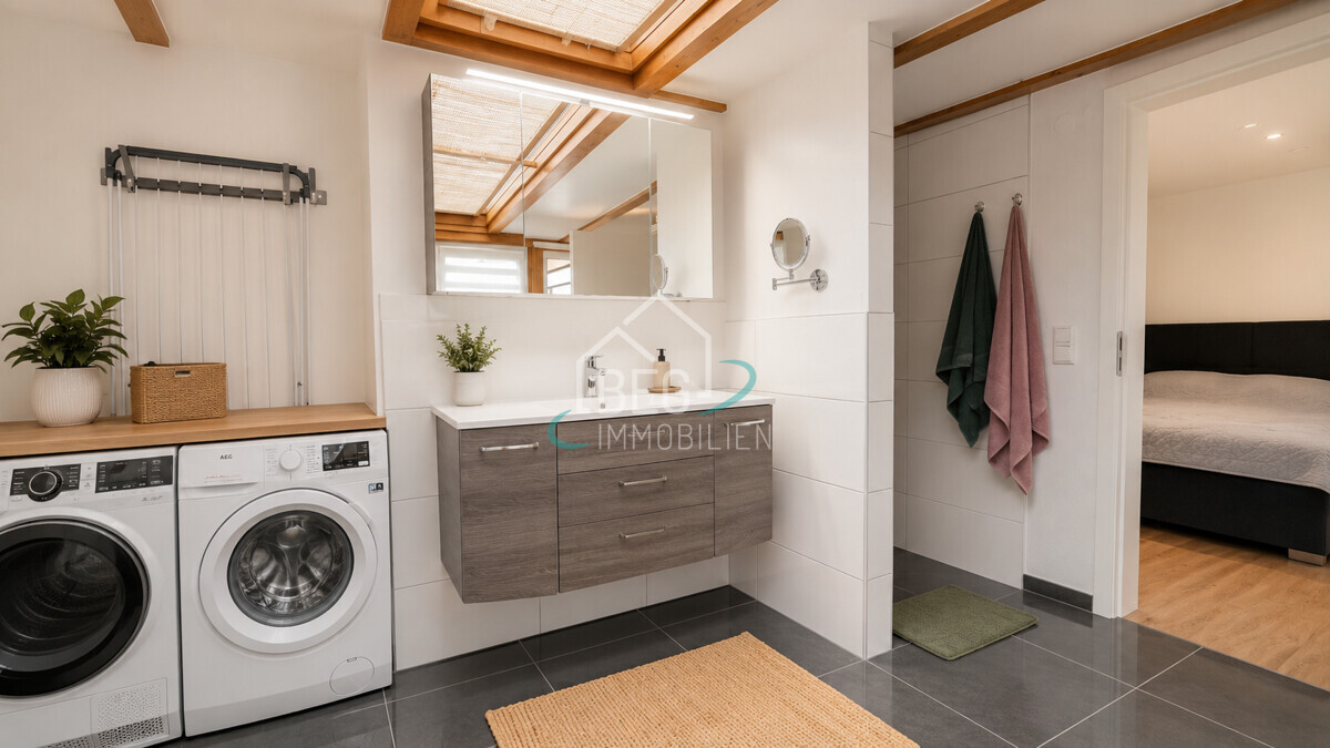 Badezimmer EG (Wohnung 1)