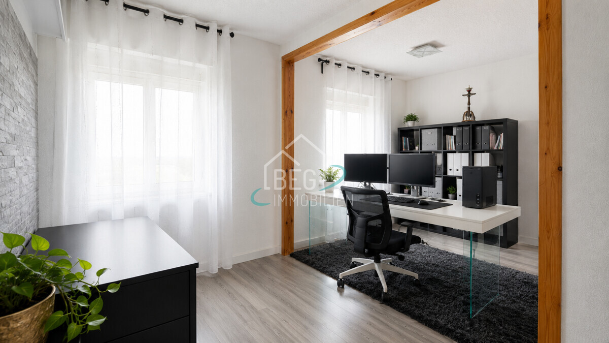 Büro 1. OG