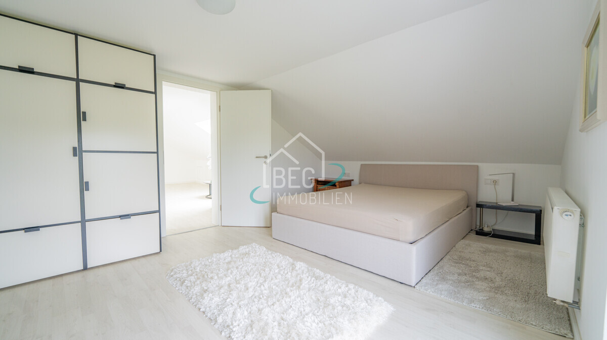 Schlafzimmer DG