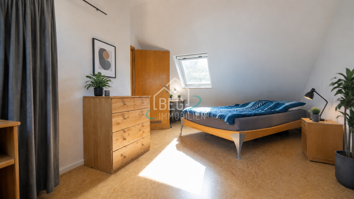 Schlafzimmer DG 2