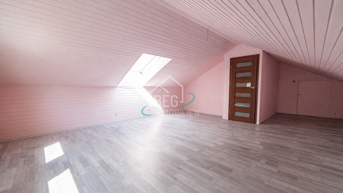 Studio Dachgeschoss