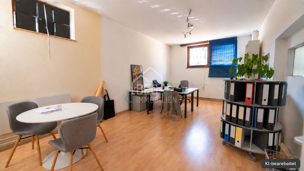 Büro UG