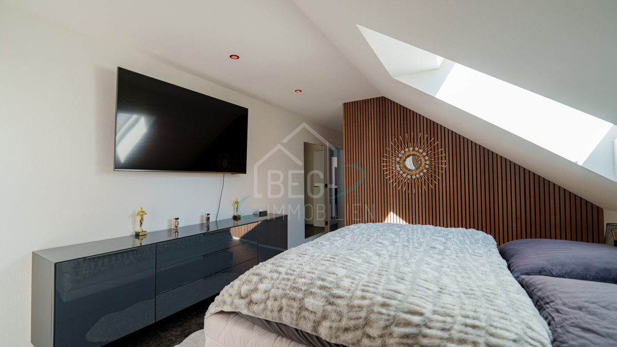 Schlafzimmer DG