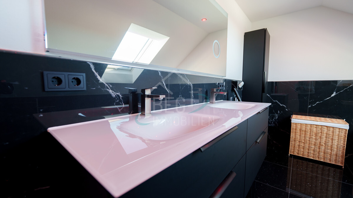 Badezimmer DG