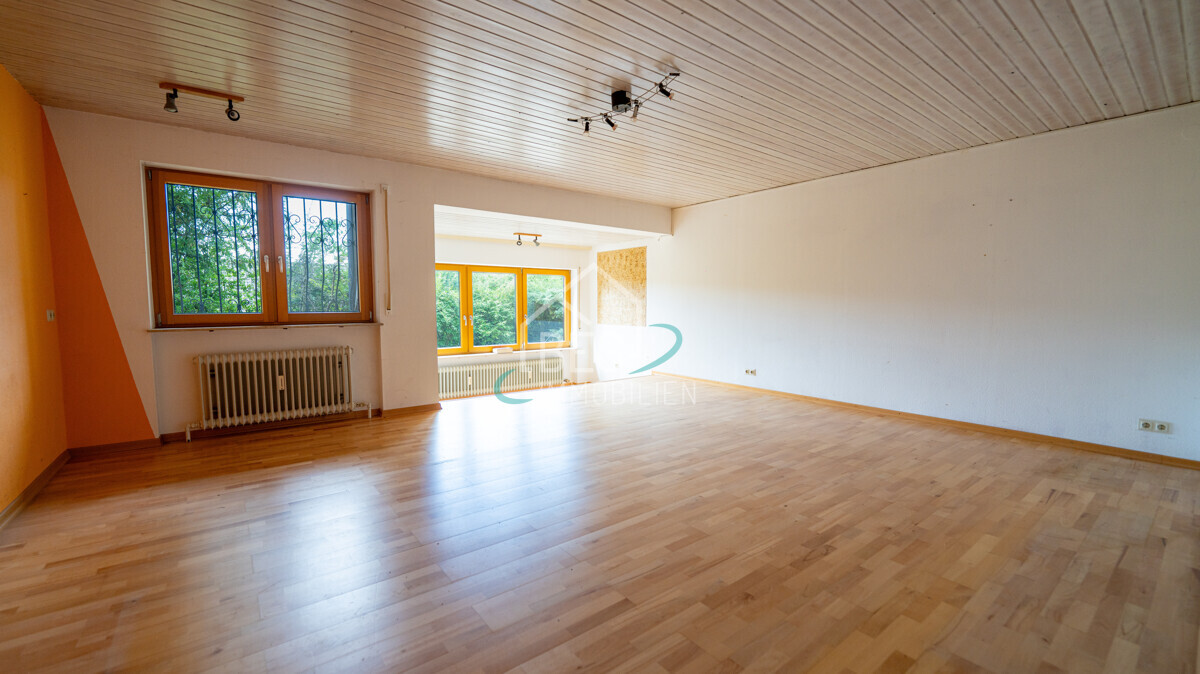 Wohnen / Essen ELW KG