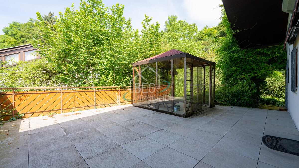 Dachterrasse HW EG