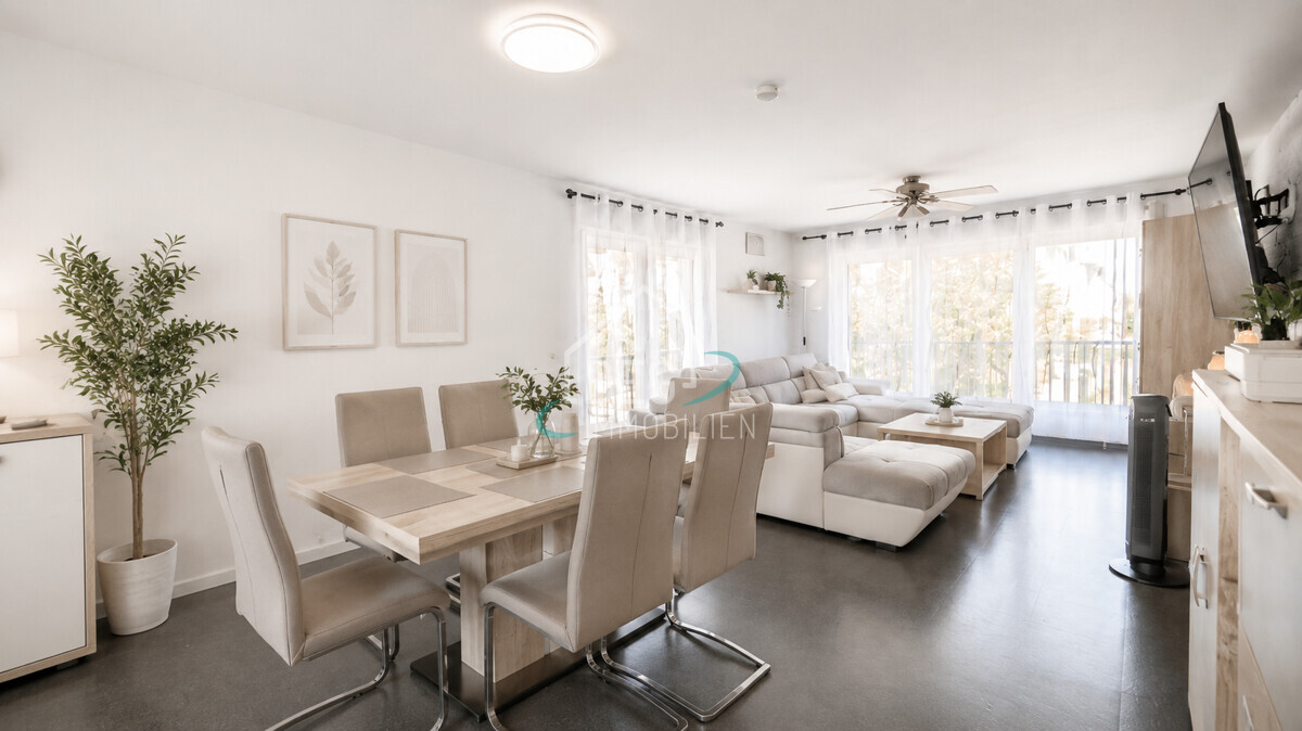 Wohnzimmer OG mit KI