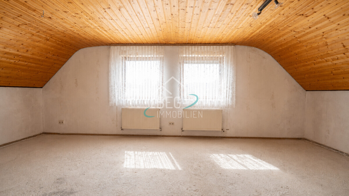 Wohnzimmer DG