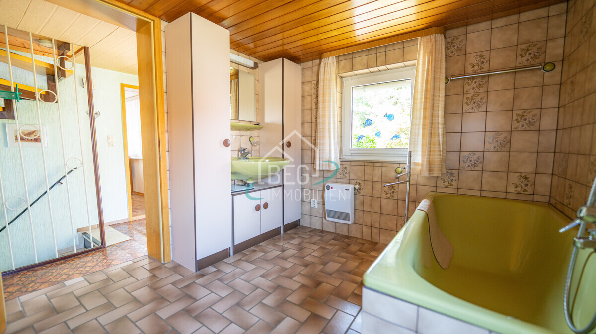Badezimmer EG