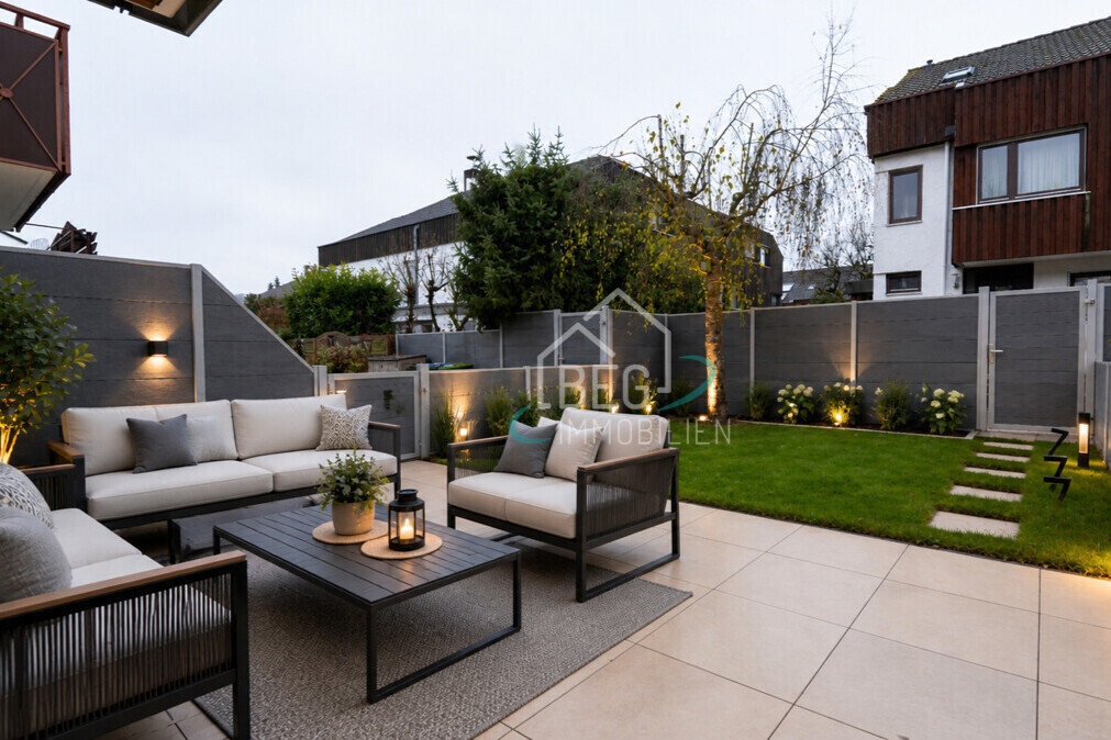 virtuell möblierte Terrasse