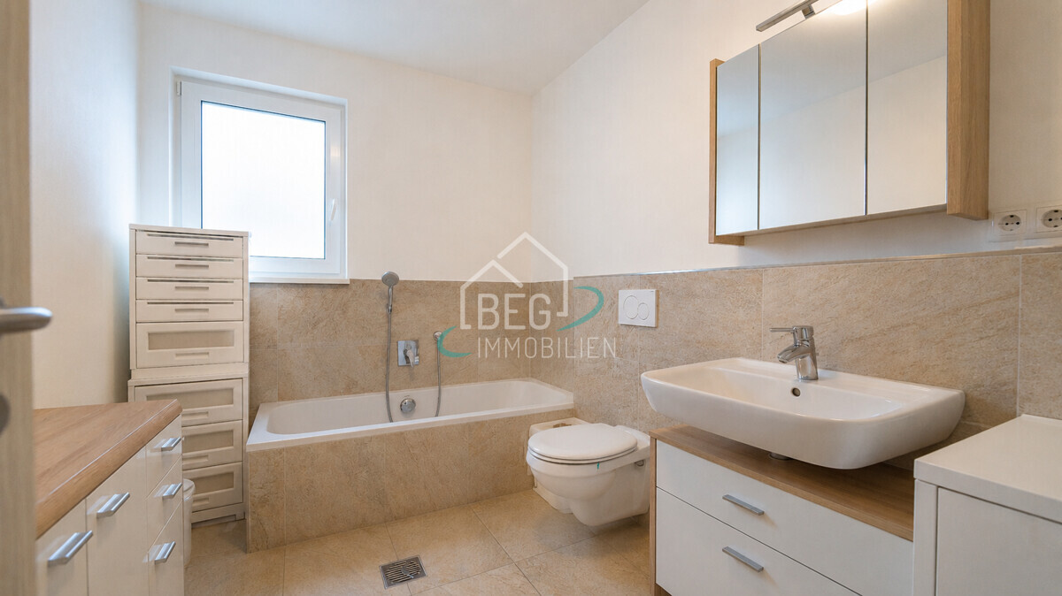 Badezimmer WHG2